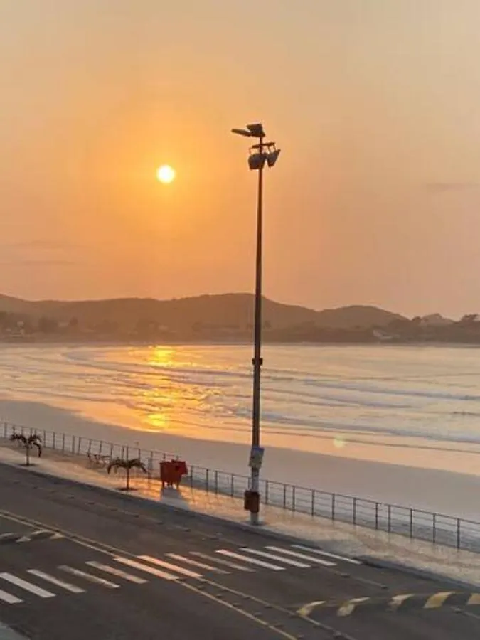 Praia Do Forte Luxo - Totalmente De Frente Para O Mar Cabo Frio Brazil